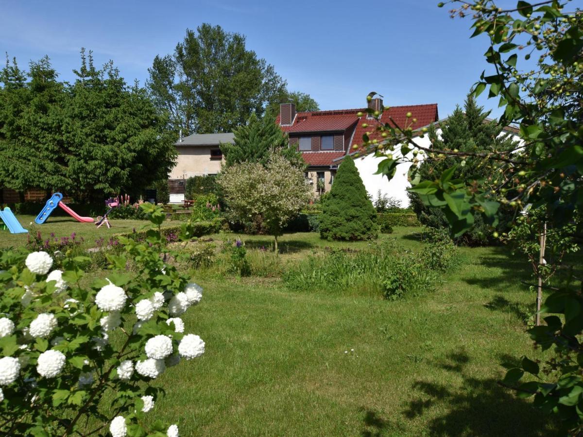 Cozy Apartment in Robertsdorf with Garden Blowatz Zimmer foto